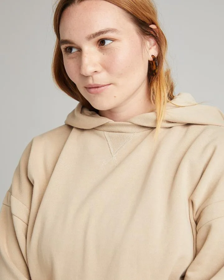 Richer Poorer Rec Fleece Hoodie Sandstorm Nude